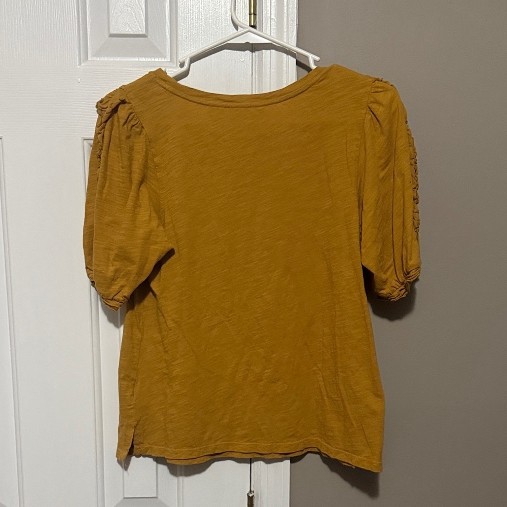 Maeve by Anthropologie Golden Yellow Short Sleeve Top Size Small - Picture 2 of 4